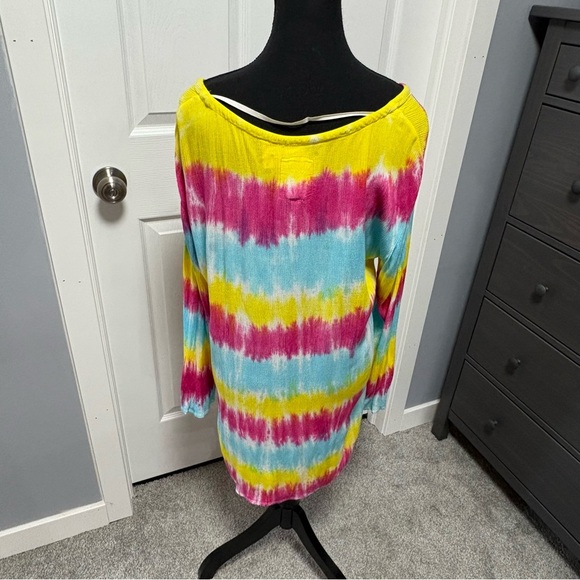 One Teaspoon Top - Picture 3 of 7